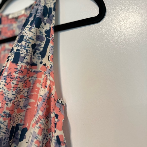 Black Rainn  Women’s Small Sleeveless Abstract Print Cowl Neck Flowy Blouse. - Picture 9 of 11